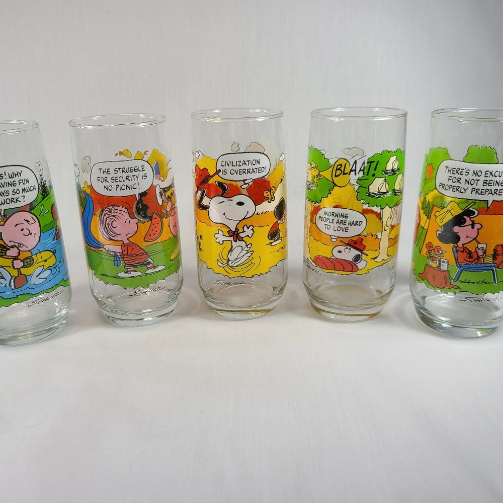 Complete set of 5 McDonalds Camp Snoopy Collection